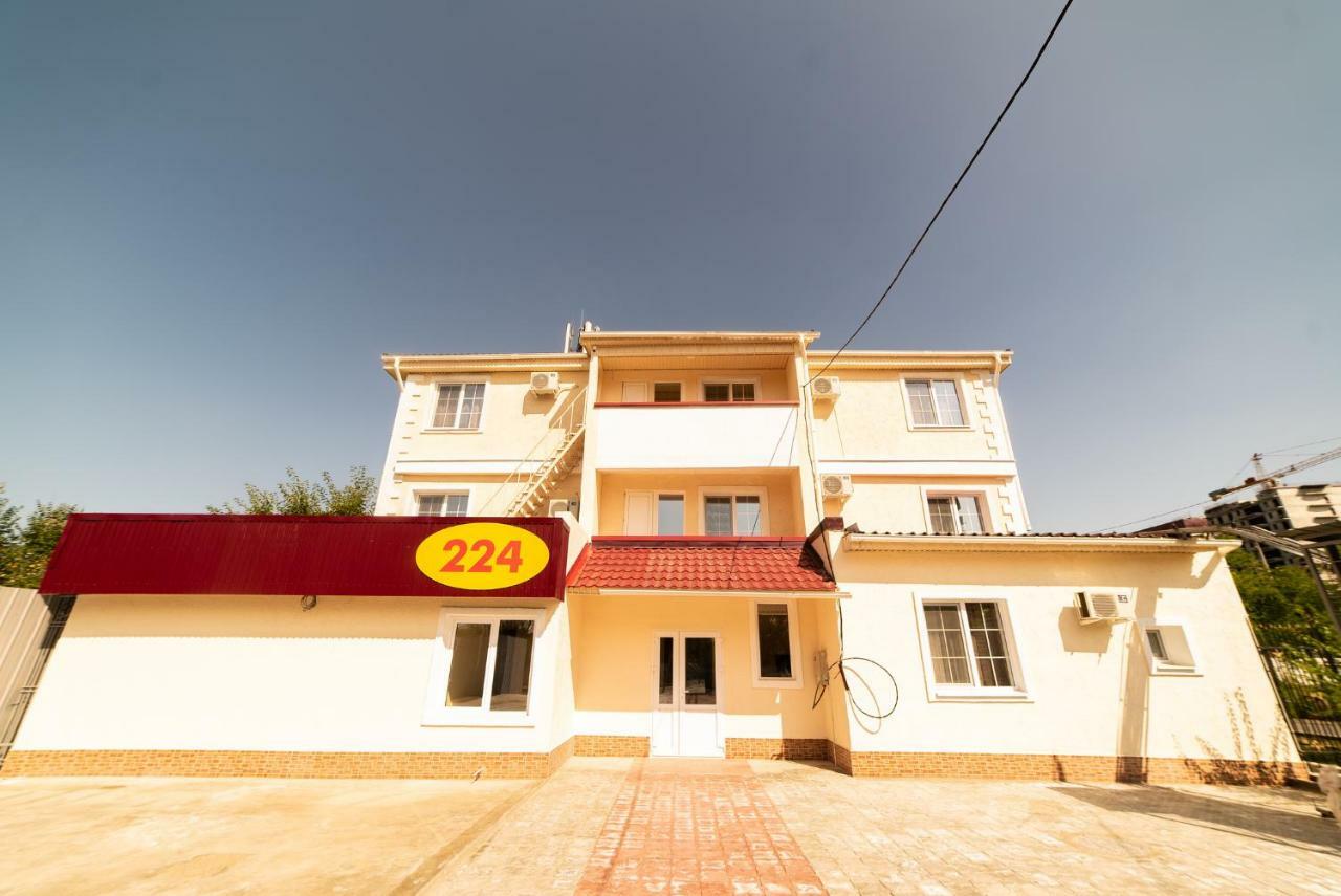 Hotel 224 Almaty Exterior foto
